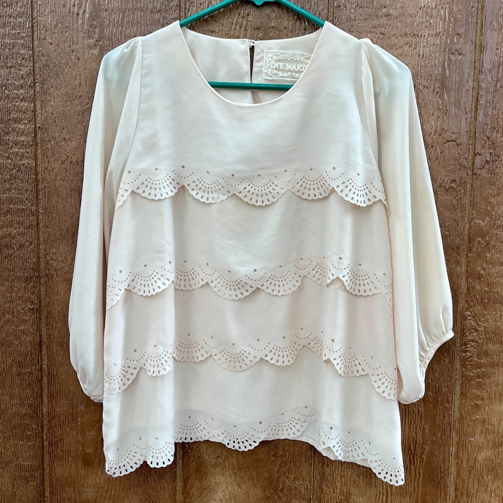 Pink Martini Laser Cut Scalloped Lace Tiered Blouse Size Medium